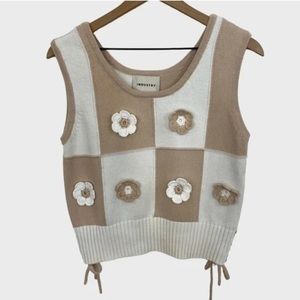 Industry Republic Checkered Top Tan Size L NWT Never Worn